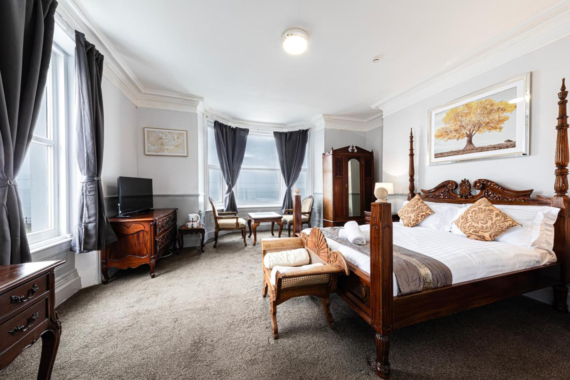 חלנדודנו The Manor Hotel מראה חיצוני תמונה