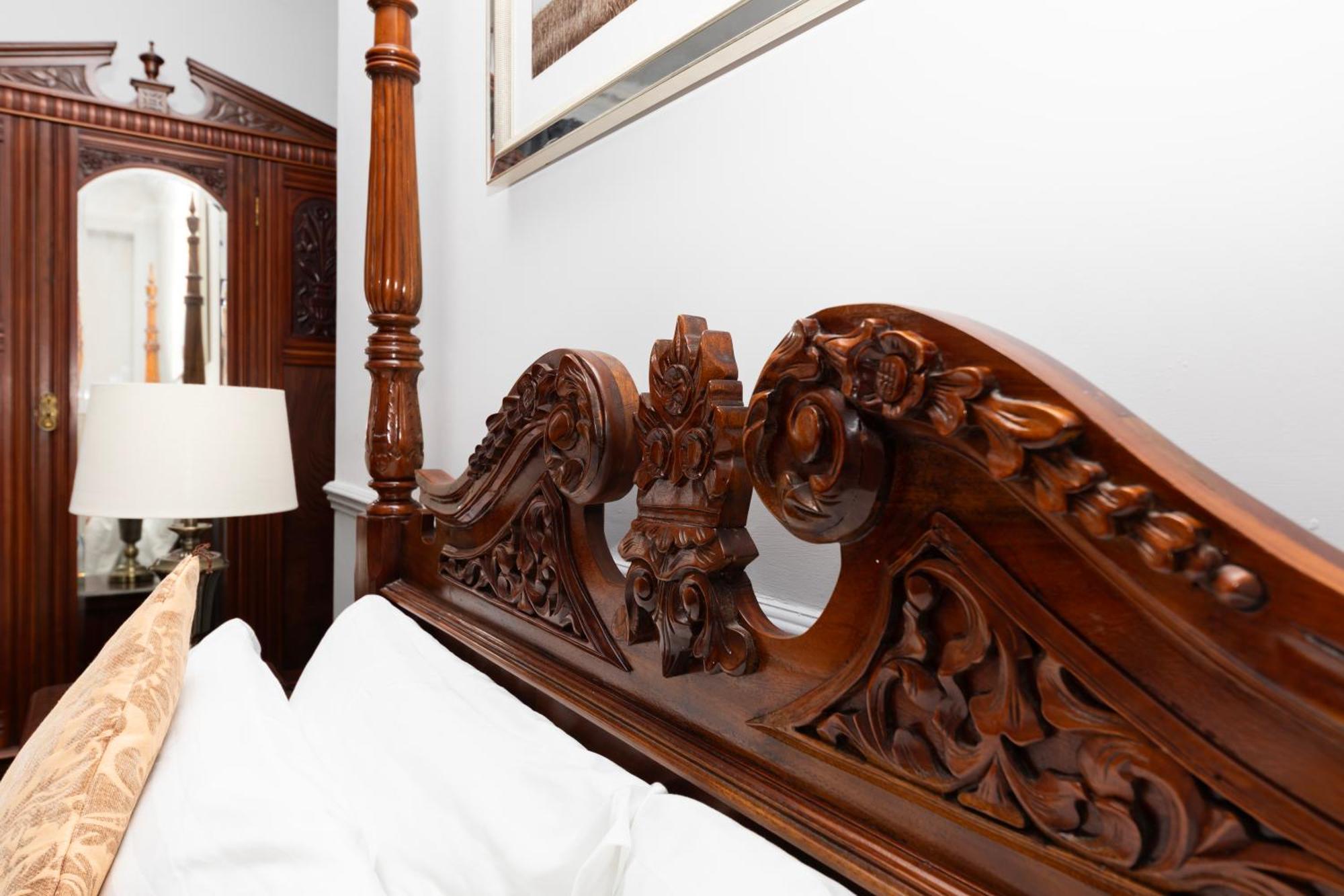 חלנדודנו The Manor Hotel מראה חיצוני תמונה